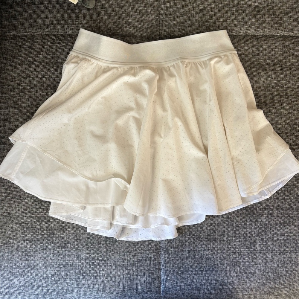 Lululemon Court Rival High Rise Skirt (Long) in White